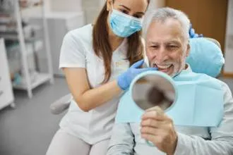 Implantes dentários em Itupeva