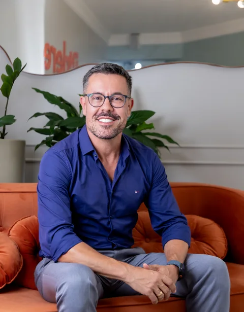 Dr. Ivan Delgado Ricci — dentista em Itupeva