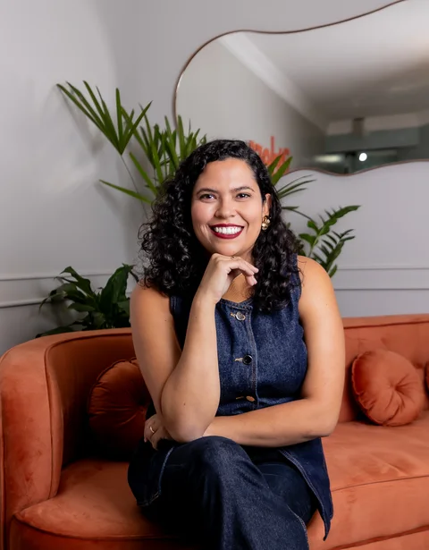 Dra. Sarah de Castro Medeiros — dentista em Itupeva